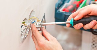 Электромонтажные работы Заинск цена 472 руб Электрика под ключ